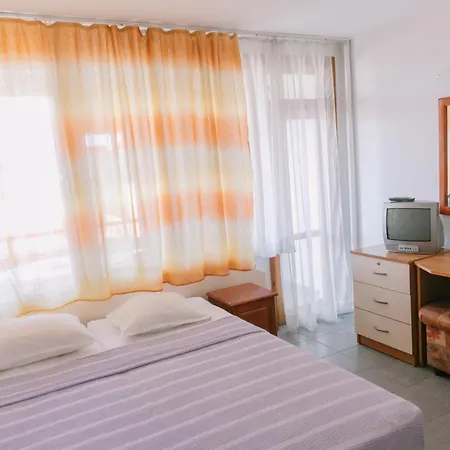 Guest house Hronos Nesebar
